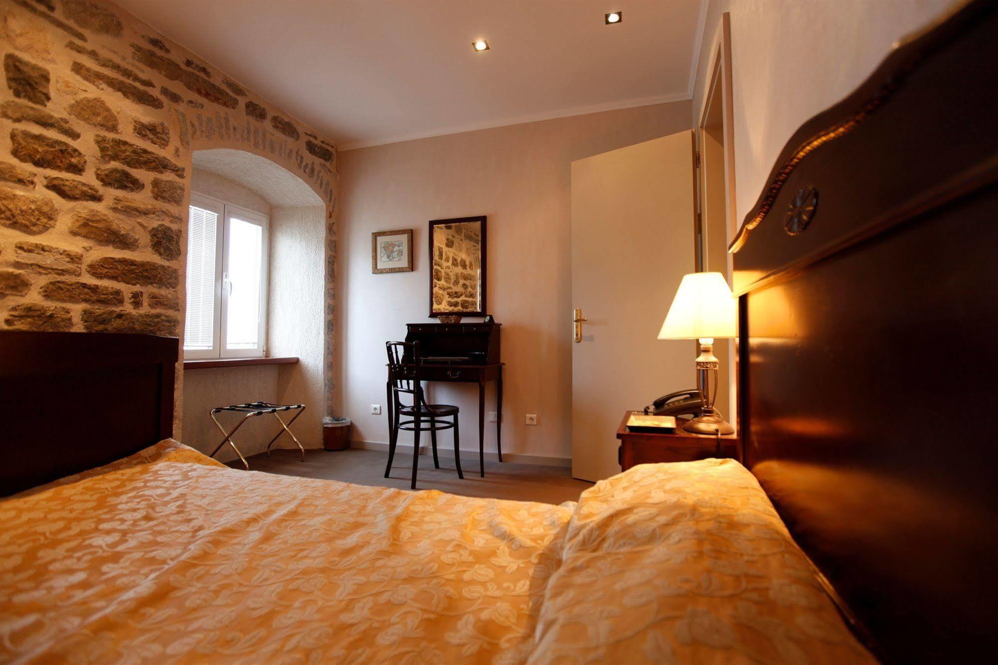 Palazzo Radomiri Heritage Boutique Hotel Kotor Exterior photo