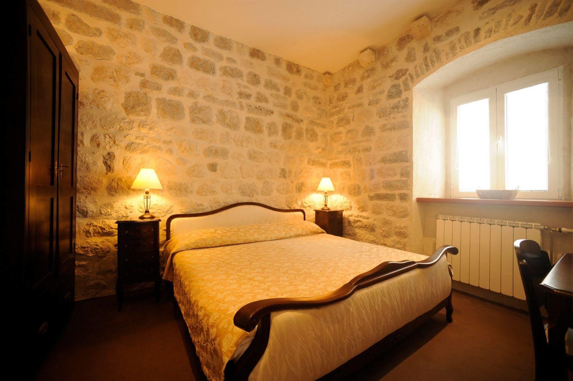 Palazzo Radomiri Heritage Boutique Hotel Kotor Exterior photo